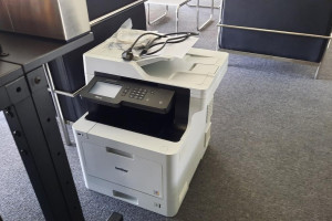 보험회사 사장실 브라더 mfc-8900cdw 칼라레이저…